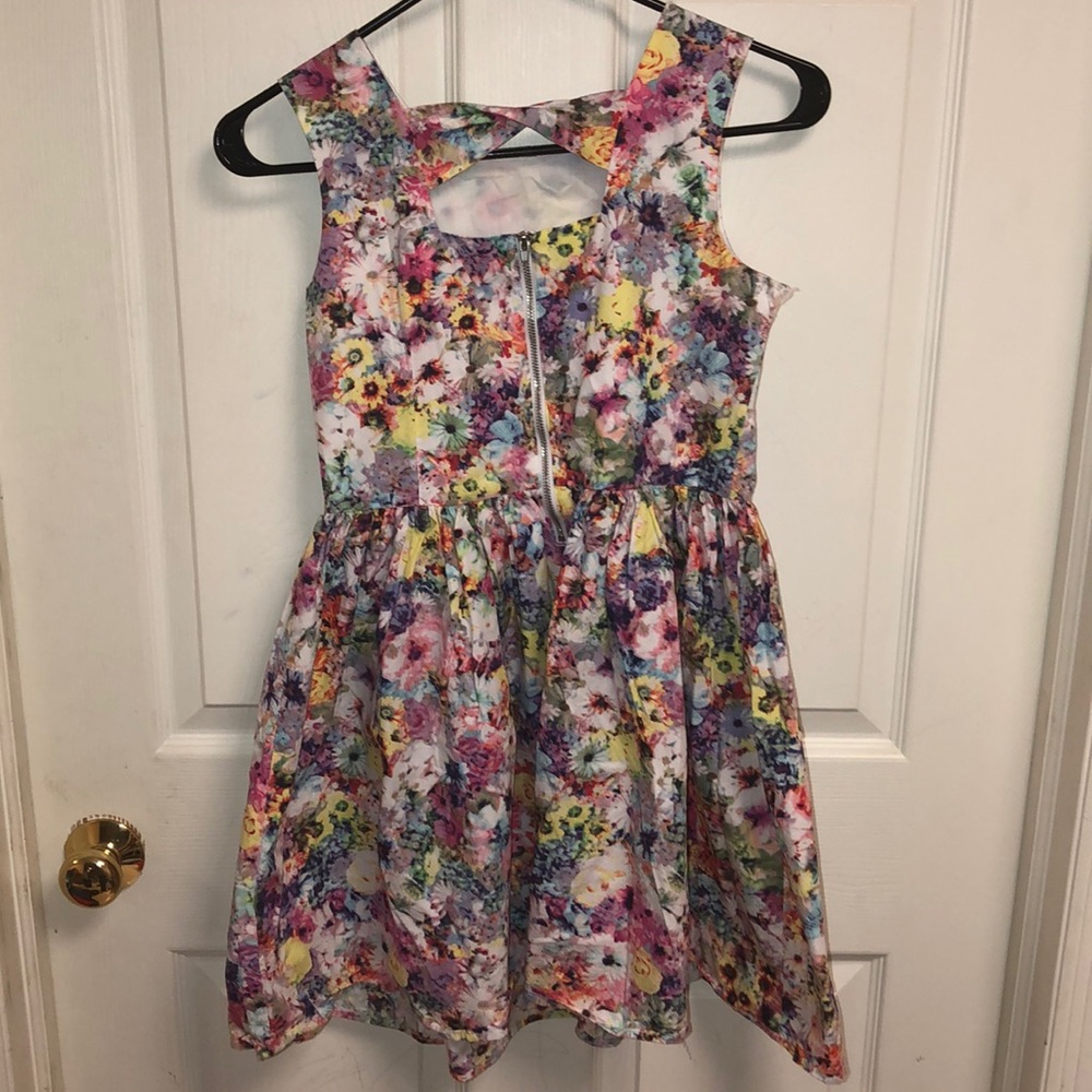 Dress - Picture 3 of 5